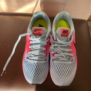 Nike Zoom Pegasus Sneakers